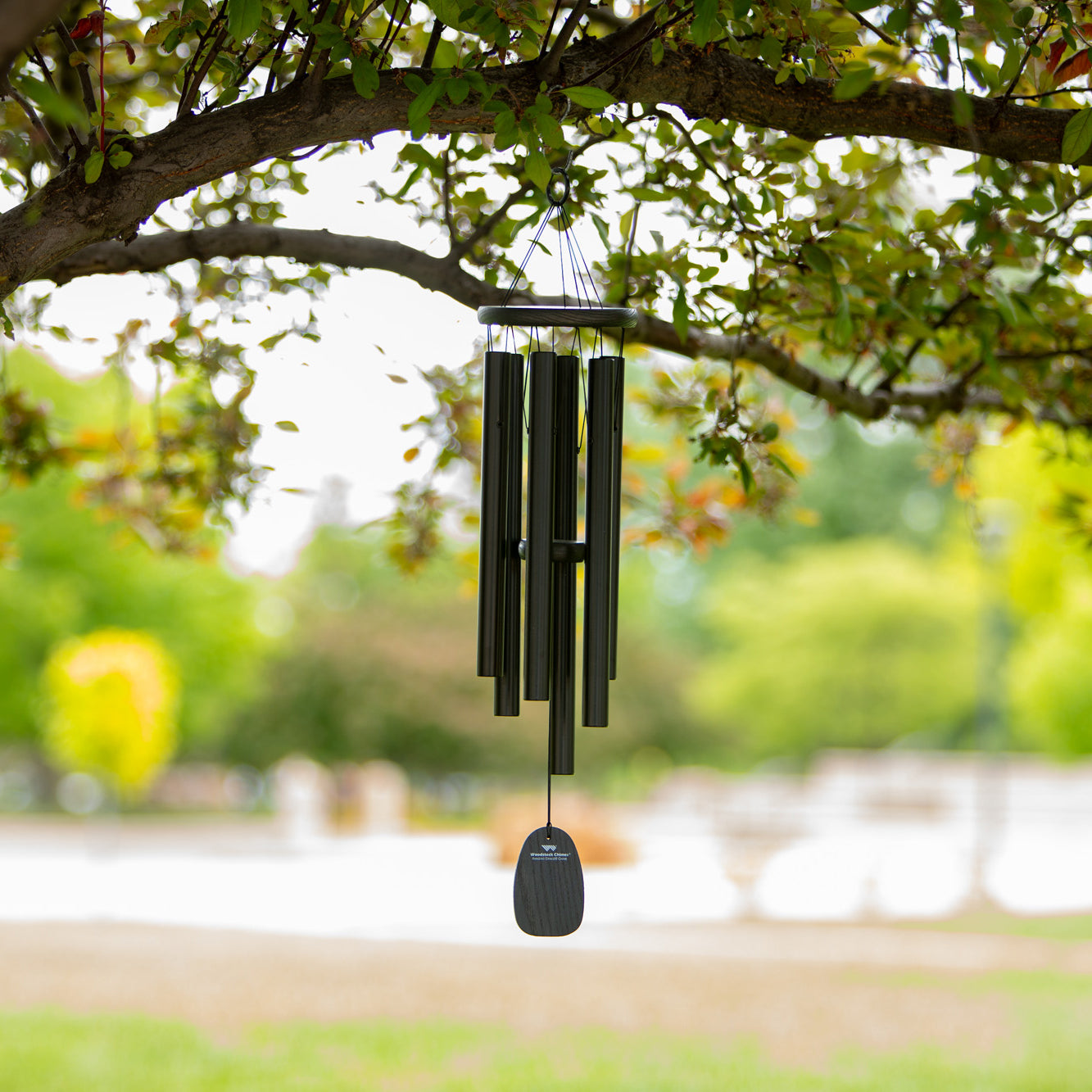 Amazing Grace Chime - Medium, Matte Black