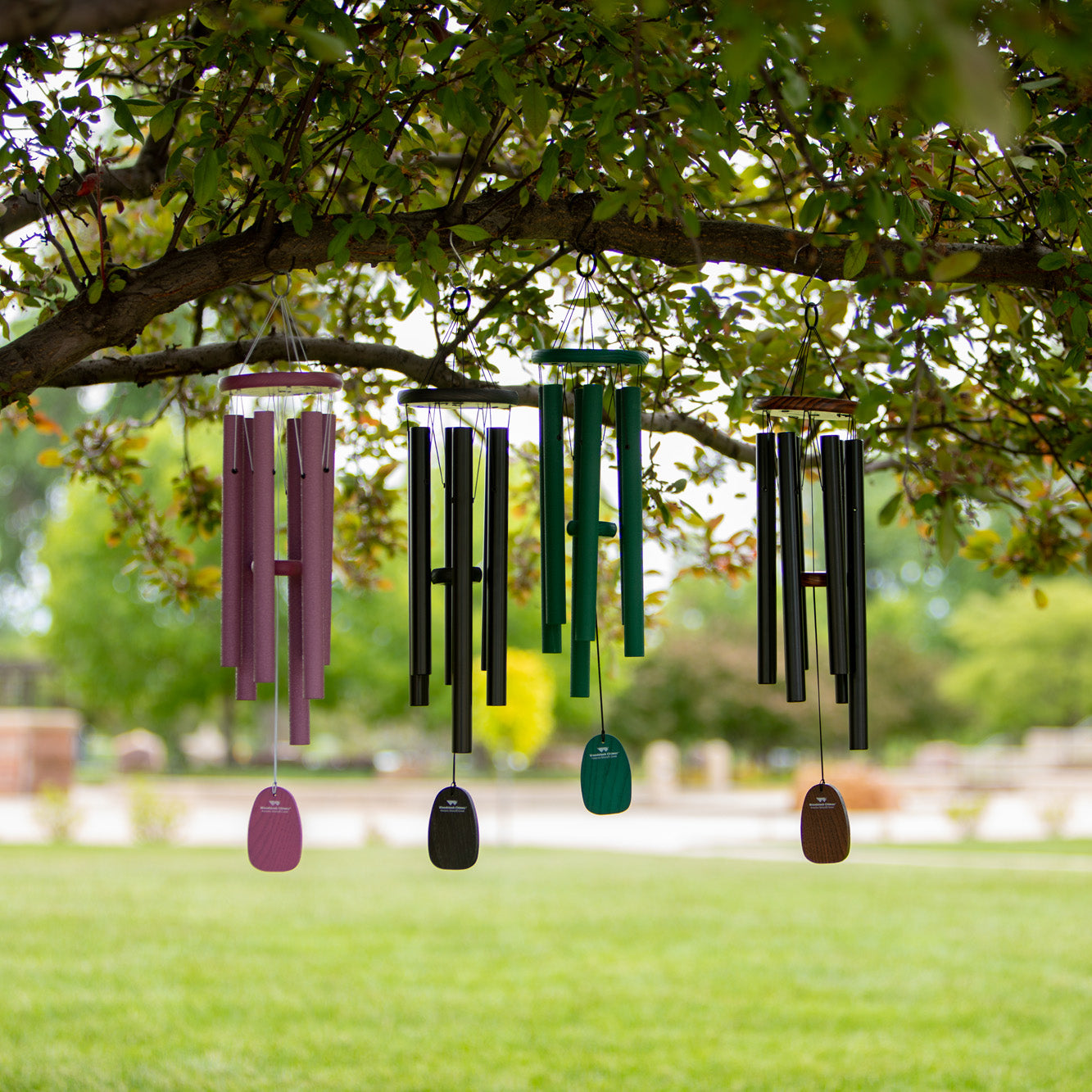 Amazing Grace Chime - Medium, Matte Black