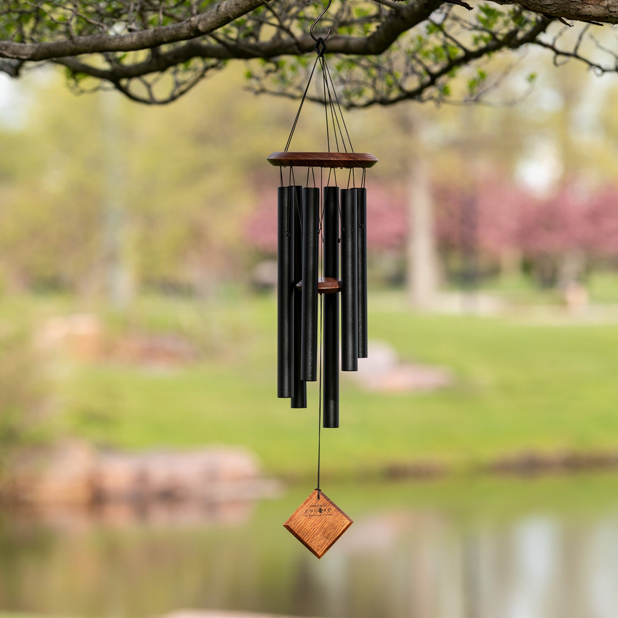 Encore® Chimes of Pluto™ - Black/Teak