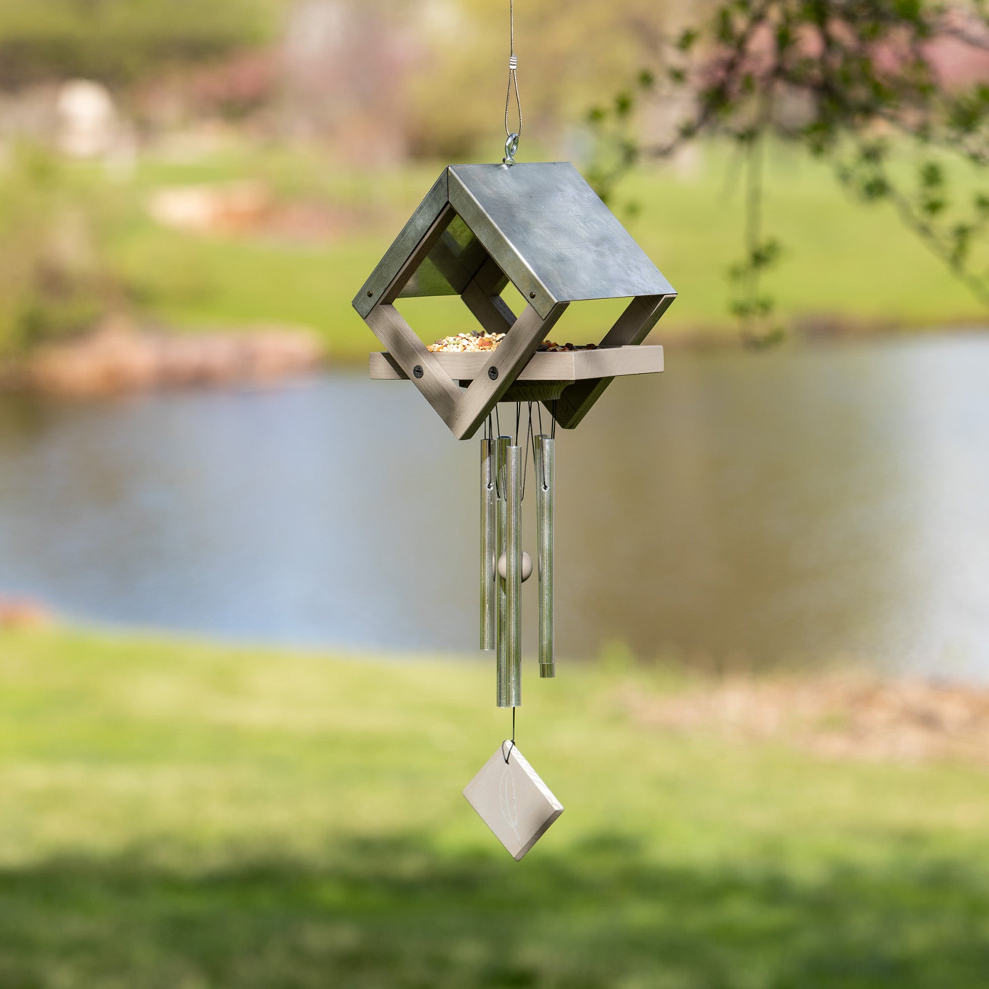 Woodstock Bird Feeder Chime™